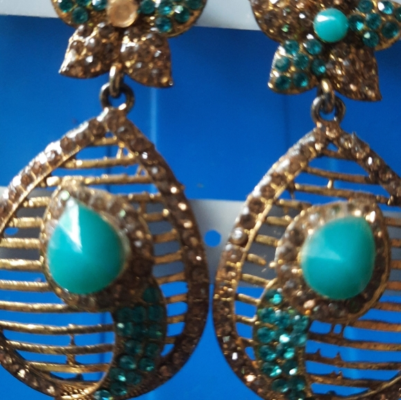 Grand🔥 Earrings - Picture 2 of 4